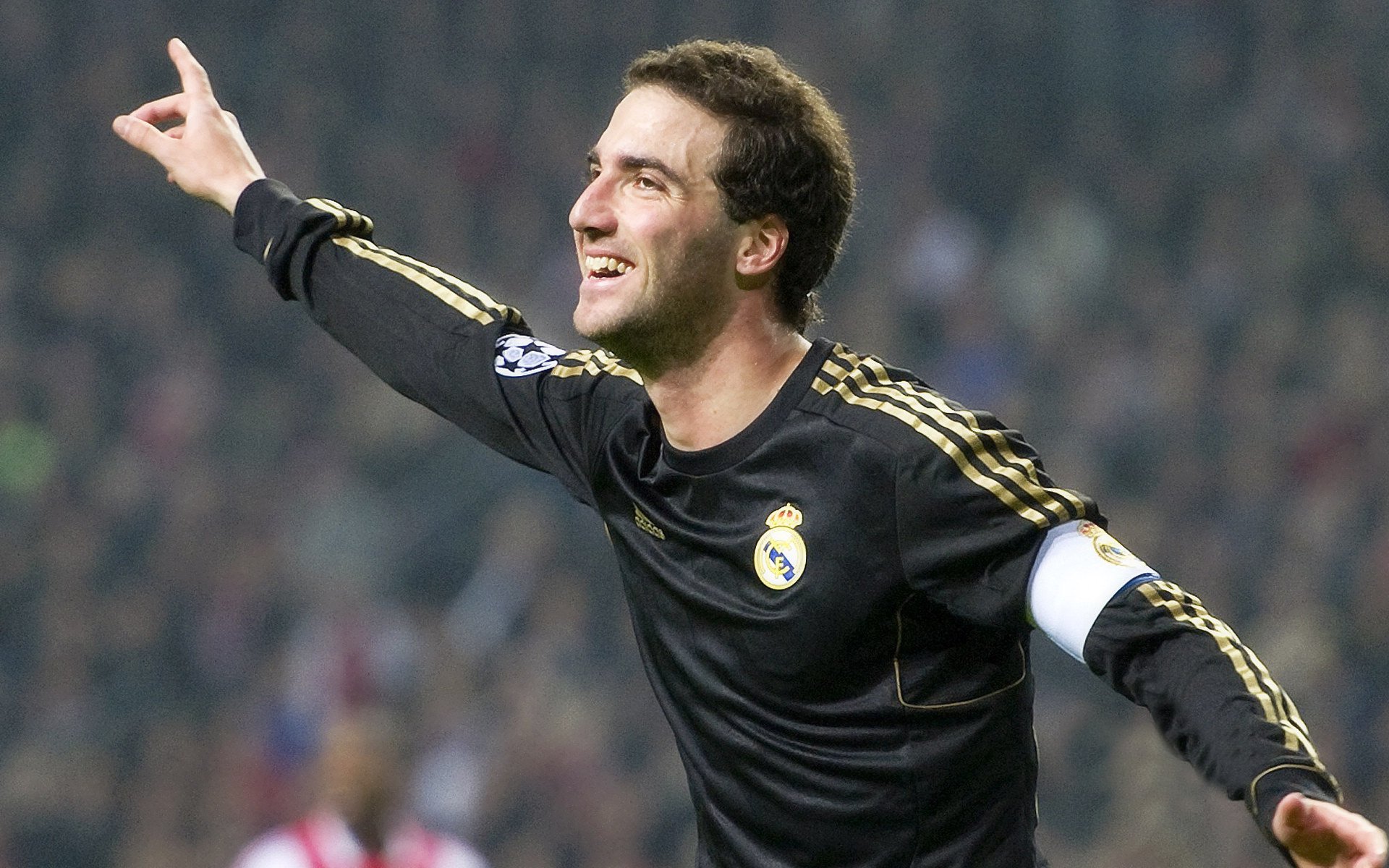 奥卡拉汉起跳迅猛 200米完美节奏掌控，奥卡汉贾